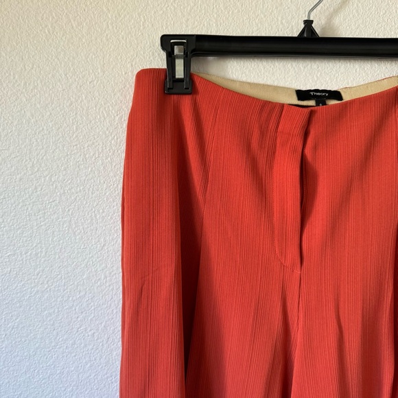 Theory Pleated Wide-Leg Pant in Striped Crepe - Picture 7 of 10